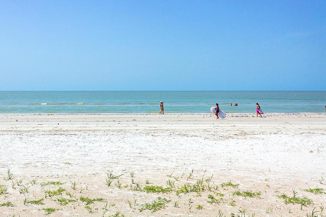 Royal Pelican 381 Fort Myers Beach Esterno foto