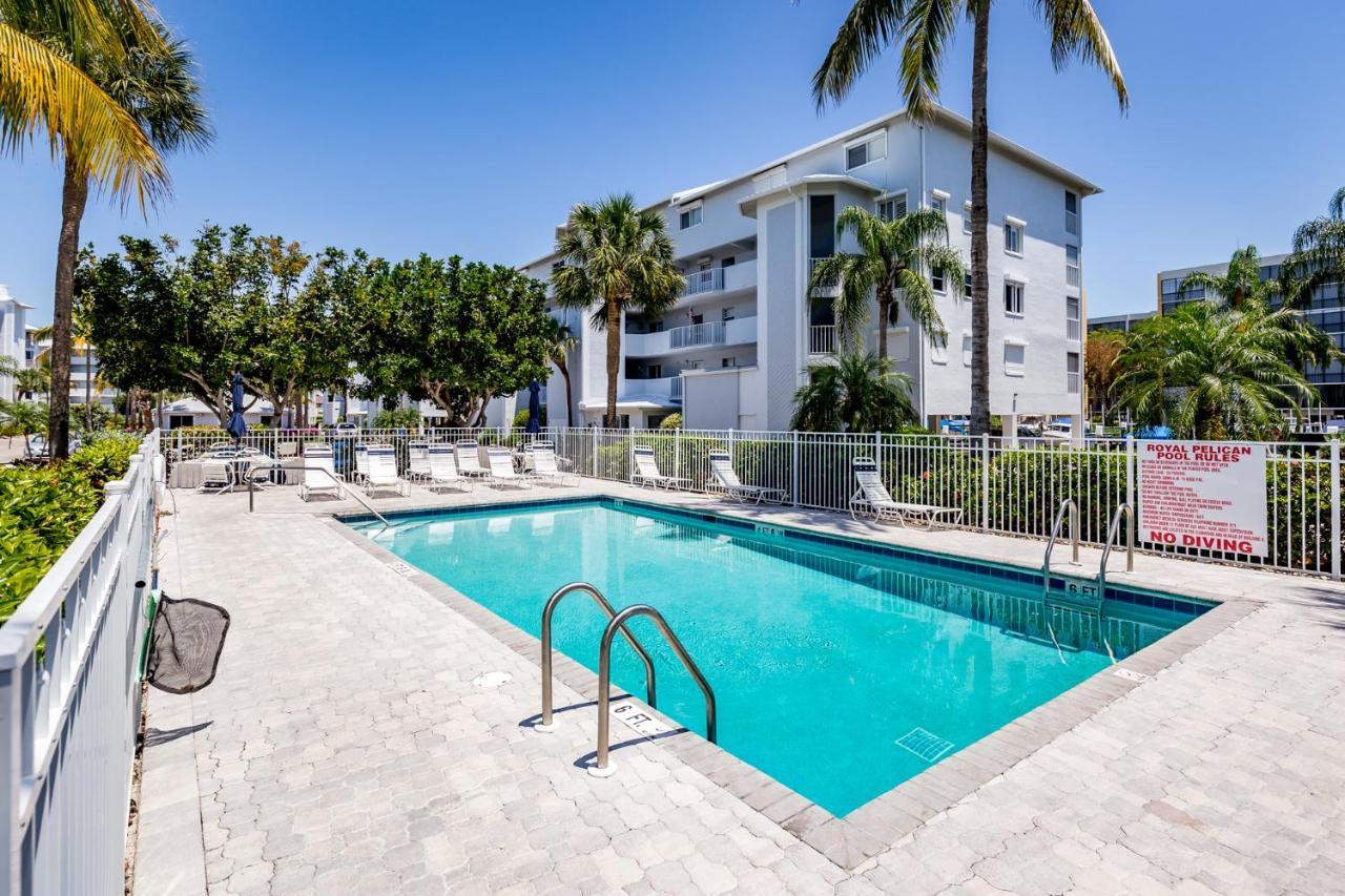 Royal Pelican 381 Fort Myers Beach Esterno foto